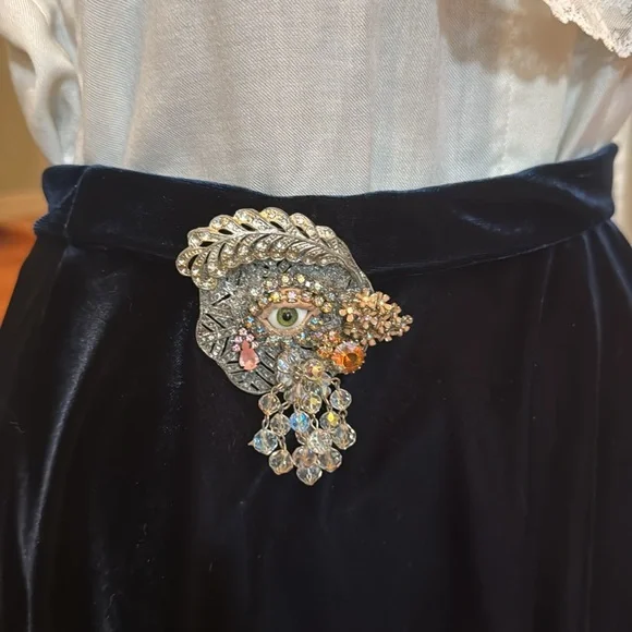 Third Eye Ophanim Brooch 🤍 - Picture 9 of 10